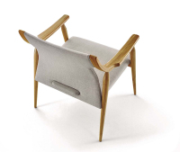 armchair Mince - design Larissa Batista (ph credit: Uultis)