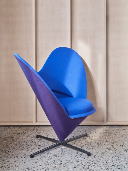 Heart-Cone-Chair-Anniversary-Edition-9812580