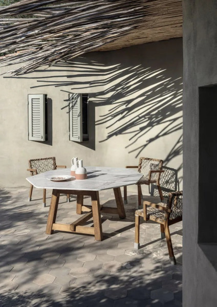 Rafael di Ethimo, design Paola Navone.