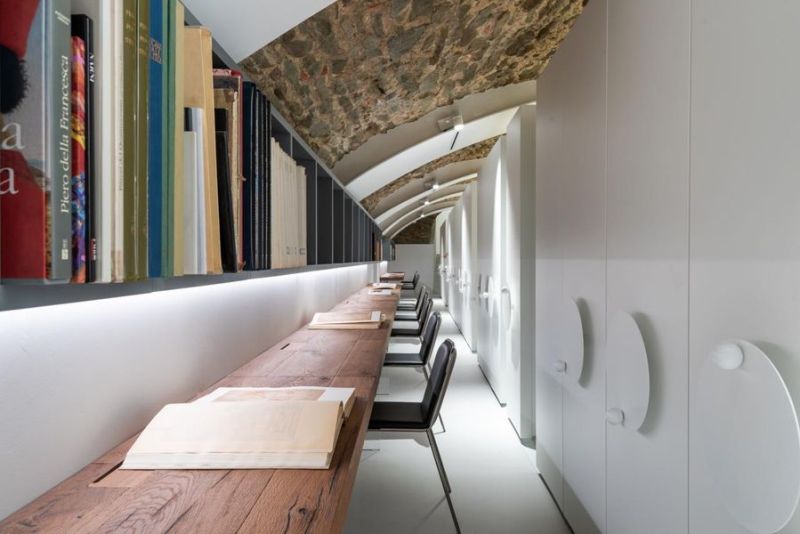 LAgo-CAMALDOLI-BIBLIOTECA-MODERNA-MONASTERO-CAMALDOLI-11