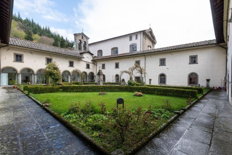 LAgo-CAMALDOLI-BIBLIOTECA-MODERNA-MONASTERO-CAMALDOLI-15