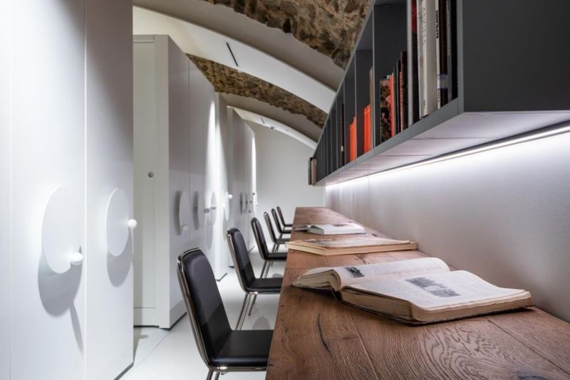 LAgo-CAMALDOLI-BIBLIOTECA-MODERNA-MONASTERO-CAMALDOLI-6