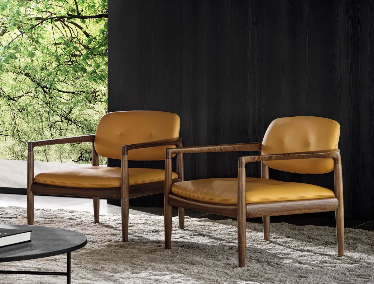 Poltrona Yoko di Minotti, design Inoda+Sveje Poltrona Yoko di Minotti, design Inoda+Sveje
