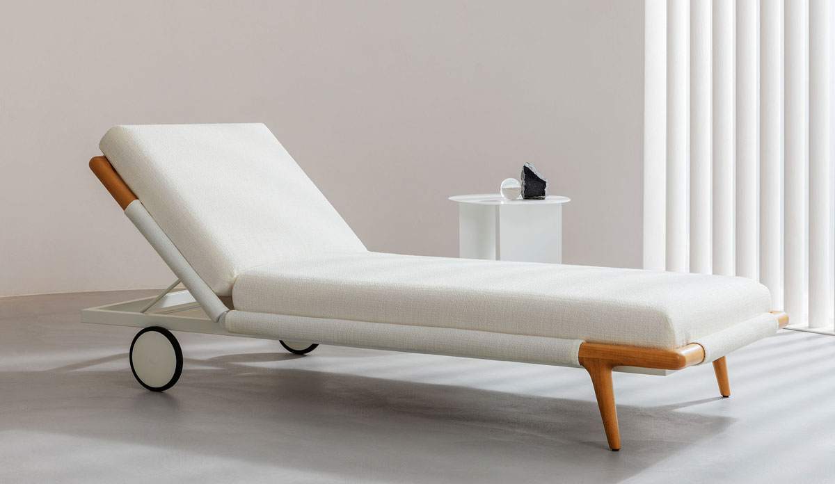 Lettino Gaudì di Flou, design Matteo Nunziati Lettino Gaudì di Flou, design Matteo Nunziati