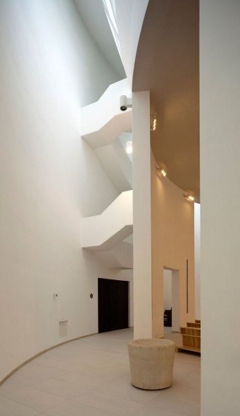 casalgrande-padana-corvino-multari-studio-f64-madonna-delle-grazie-5