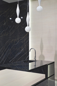 09-marmoker_casalgrande-padana_titan-white