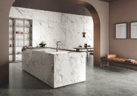 01-marmoker_amb_oyster-grey-calacatta-extra