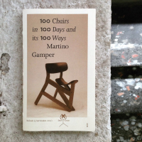 Mostra "100 Chairs in 100 Days" by Martino Gamper