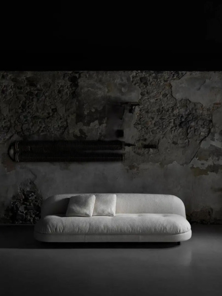 cloud dancer pantone