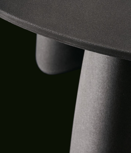 Poliform monolith outdoor