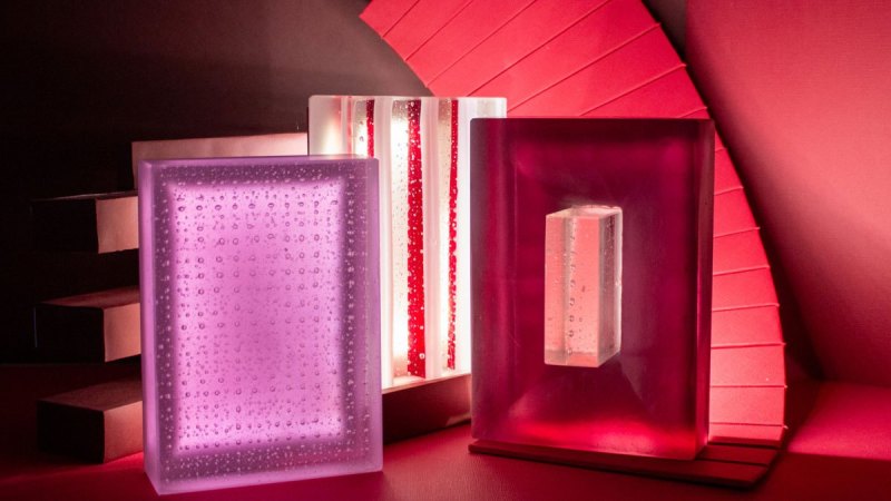 Studio Lotte Schoots: Catching Bubbles Red Selection