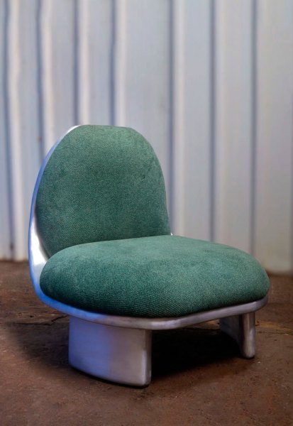 EITRI (Ricky Sudey, Vipul Sachdeva): Elephant Lounge Chair Edida