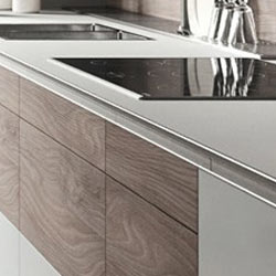 c3-maniglia-scanalata