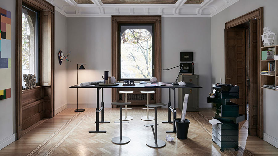 From perfect home office to comfortable dining room