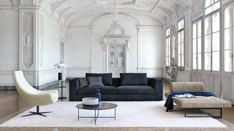 The ancient living room experiments with opposites