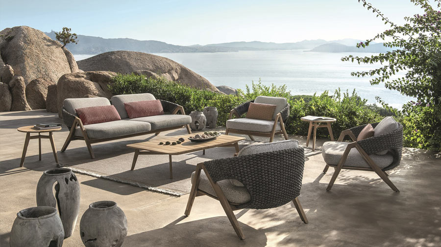 Knit, an impeccable weave of outdoor elegance and comfort