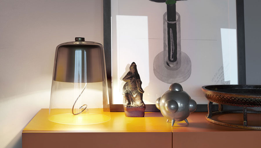 Gold or bronze: designer lamps recreate luxury