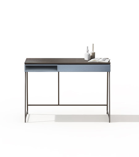 Rito by Désirée, simply “THE” desk