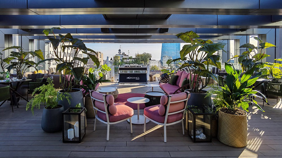 Organics SkyGarden, the jungle terrace on the Milanese skyline