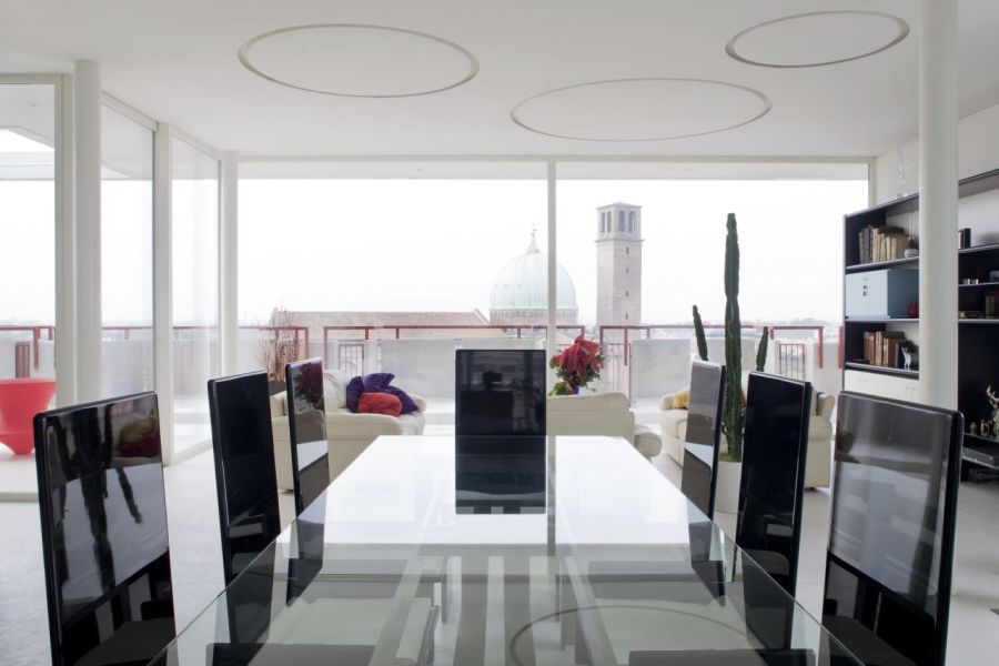 In Padova, a penthouse surrounded by history
