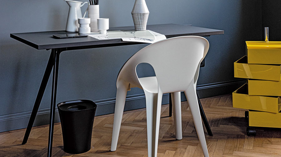 The minimalist desk is a youthful and practical working station