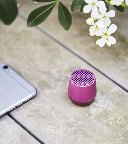 Mino by Lexon, the micro-speaker that takes selfies too