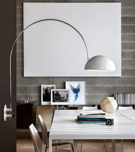 Coupé by Oluce, the iconic lamp wins the 2016 Design Award