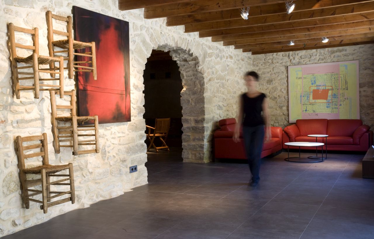 A contemporary renovation of a manor house in the Spanish countryside