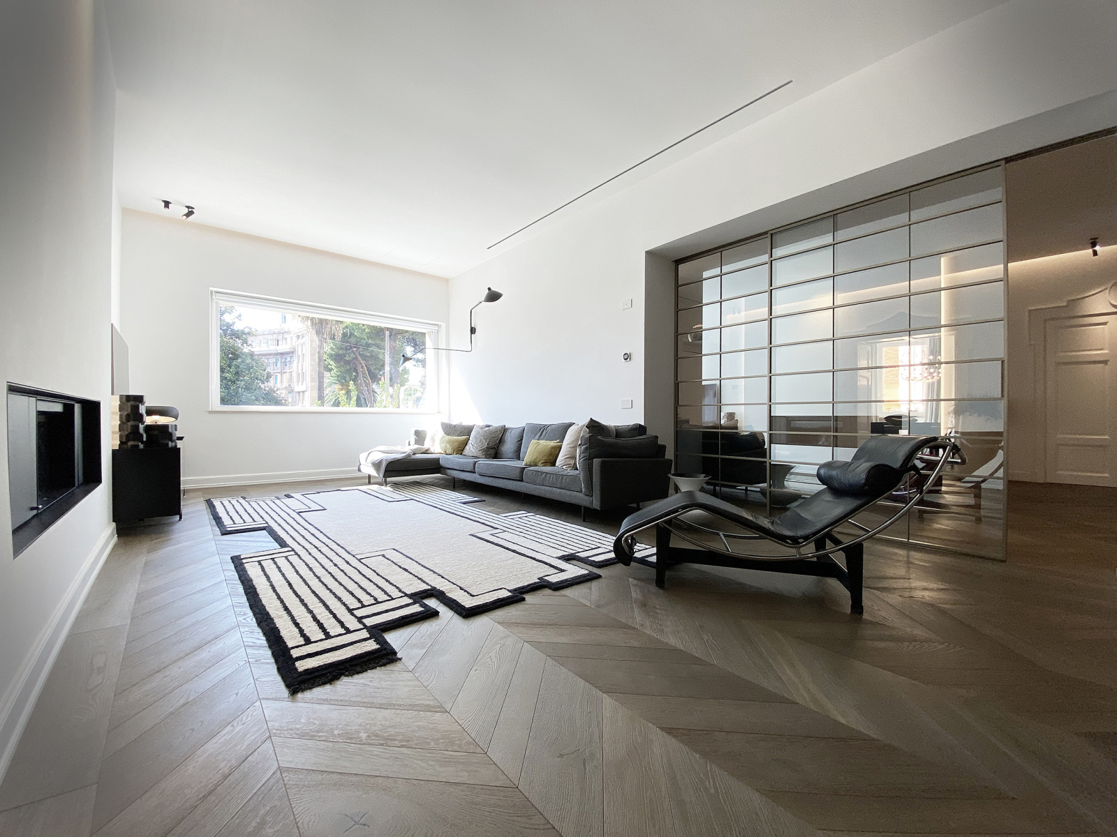 Villa con giardino a La Spezia: Pannelli scorrevoli Soho di Rimadesio