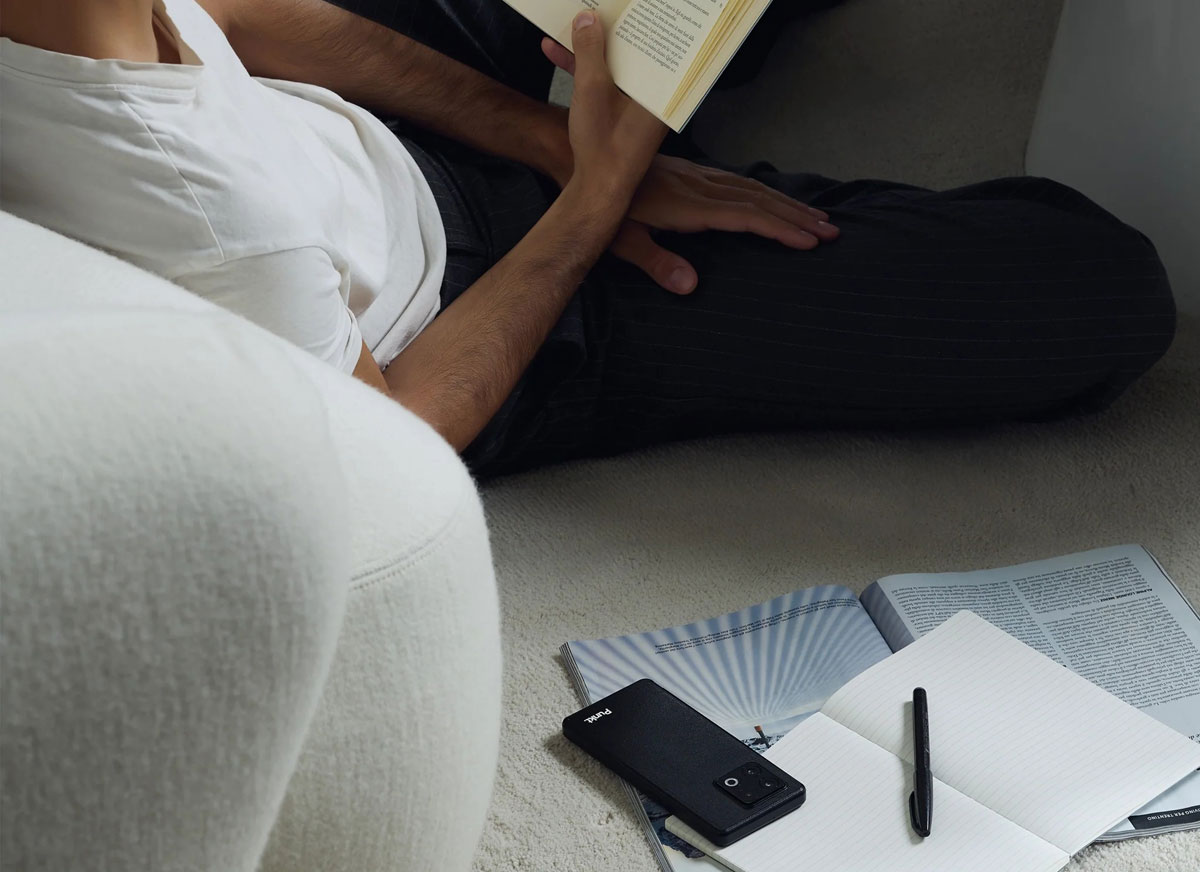 punkt_mc03_smartphone-ambientata smartphone mc03 punkt.